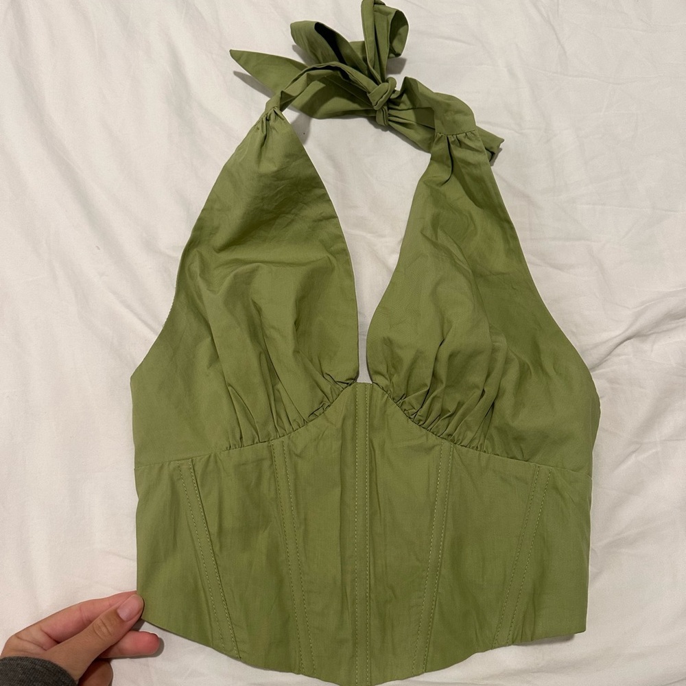 Green halter going out top